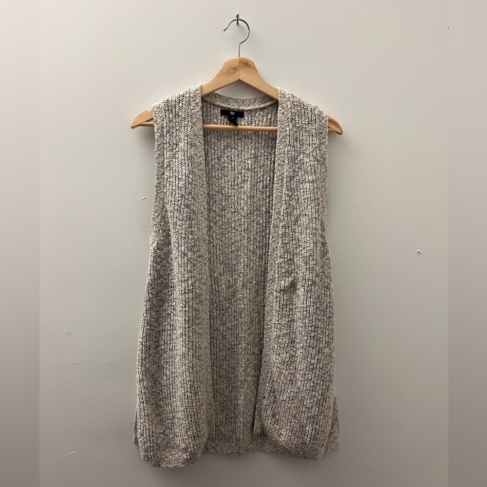GAP Factory Open Sweater Vest